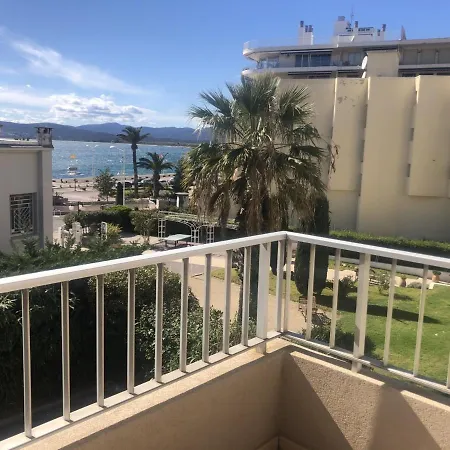 Διαμέρισμα Climatise Pour 2, Proche Et Commerces, Animaux Admis, Wifi, Parking - Fr-1-466a-20 Saint-Raphaël